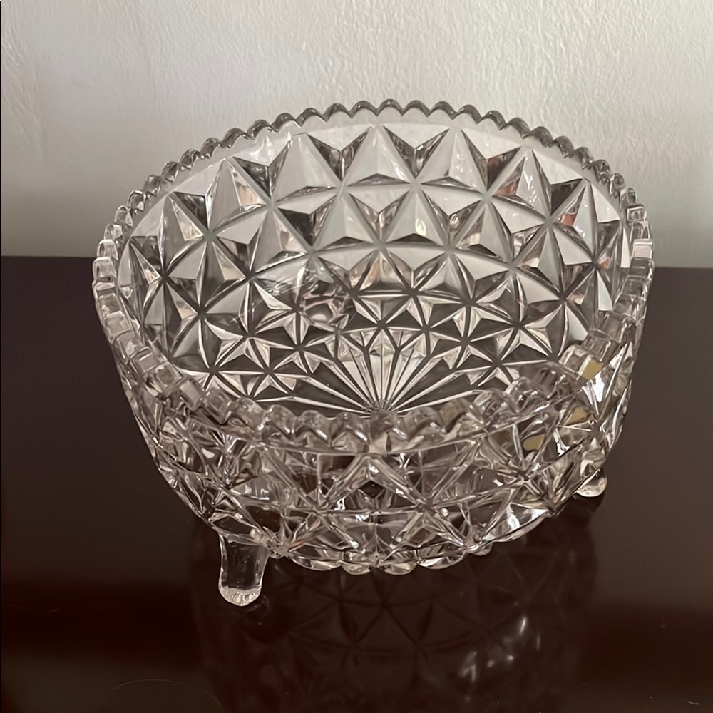 Beautiful Vintage lead crystal bowl